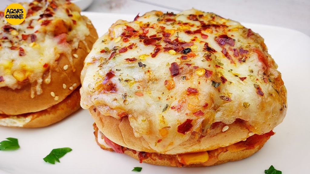 Chicken Pizza Burger (W/Cs)