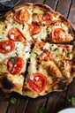 Margaretha Pizza (Loaded withTomatoes)